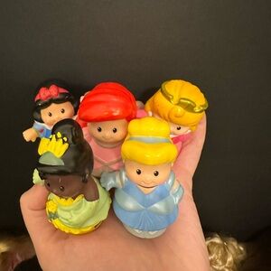 LOT 5 figures ! Fisher Price Little People Princess Disney
